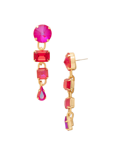 Kelly Statement Dangle Earrings - EFT1BGRCP - <p>Make a bold impression with the Kelly Statement Dangle Earrings, featuring striking paperclip chain links adorned with assorted-cut crystals that dangle from a chic round-cut stud. A perfect blend of modern design and dazzling sparkle, these earrings elevate any look. From Sorrelli's Red Carpet collection in our Bright Gold-tone finish.</p>