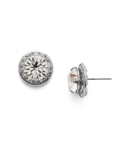 Dua Stud Earring - EEB33ASCRY - <p>The Dua is a glamorous take on a simple stud. A sparkling round crystal, bordered by smaller crystals, will take your look from day to night effortlessly. From Sorrelli's Crystal collection in our Antique Silver-tone finish.</p>