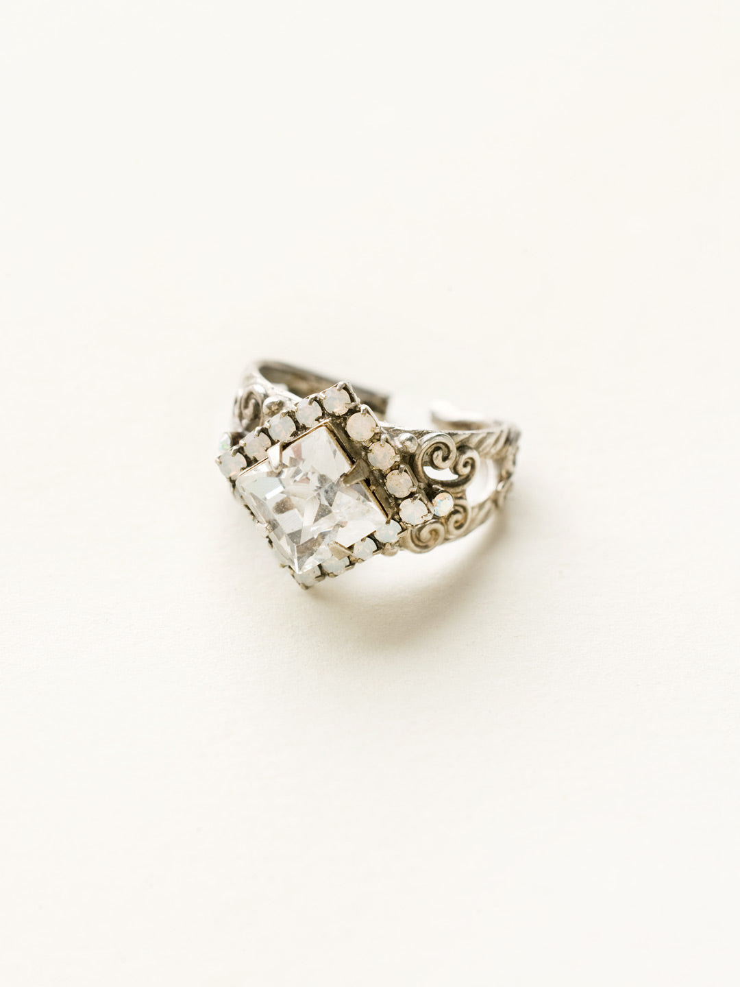 Perfectly Pointed Cocktail Ring - RCP9ASWBR - <p>This ring is a must-have for any fashionista. The accents on the band work perfectly with the cleanly placed and stunning stones. Ring size: 7 (US) From Sorrelli's White Bridal collection in our Antique Silver-tone finish.</p>